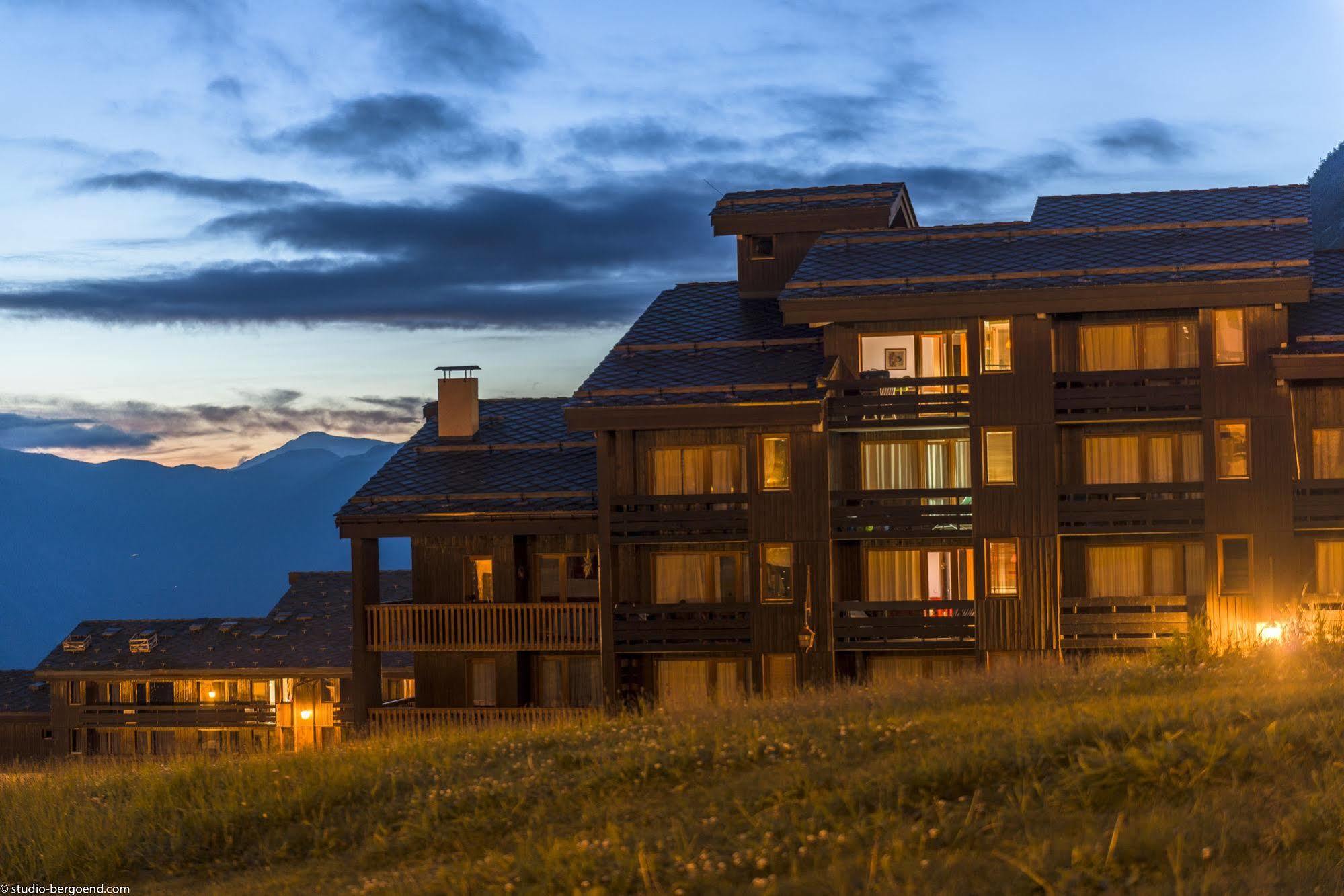 Residence Pierre & Vacances Les Chalets Des Arolles Macot-la-Plagne Екстер'єр фото