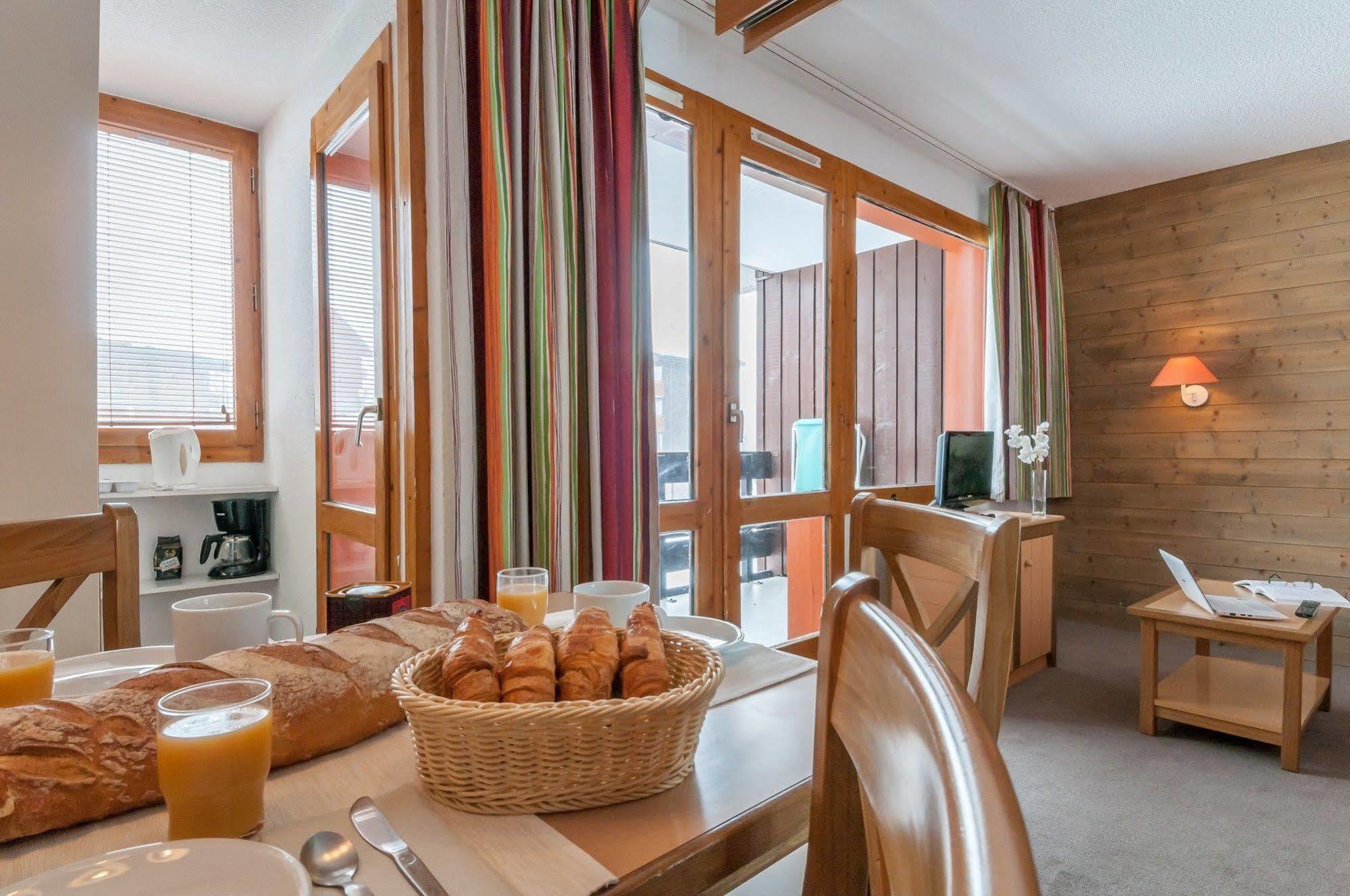 Residence Pierre & Vacances Les Chalets Des Arolles Macot-la-Plagne Екстер'єр фото